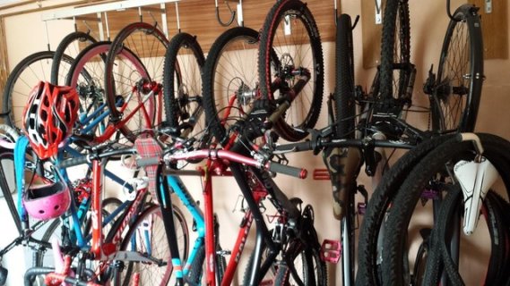 BikeRoom_zpsy3gllnez.jpg