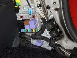 LH Rear Fuse Panel 458.JPG