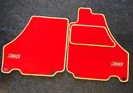 Ferrari 360 F1 mats red.jpg