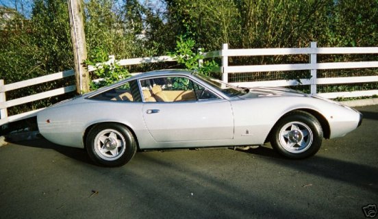 365GTC4_2.jpg